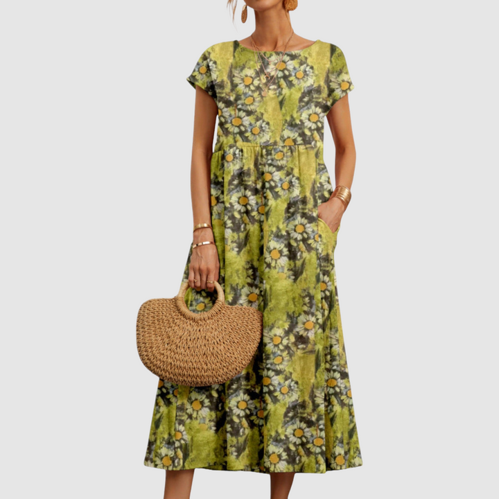 Scarlett - Elegant Midi Dress with Short Sleeves