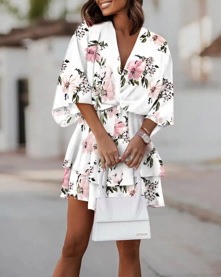 Chloe - Chic Floral Mini Dress