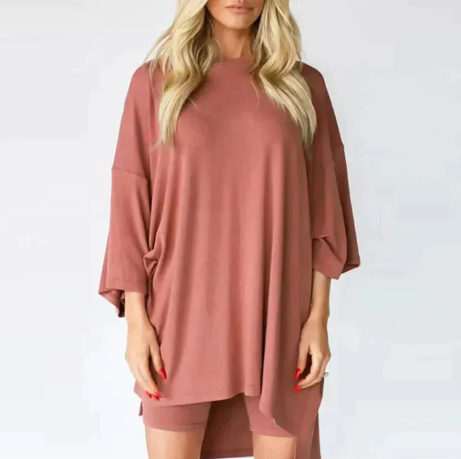 Two-Piece Set for Women – Comfortable Twin Set T-Shirt with Legging Shorts