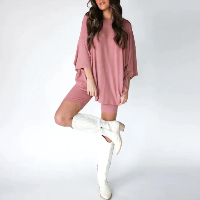 Two-Piece Set for Women – Comfortable Twin Set T-Shirt with Legging Shorts