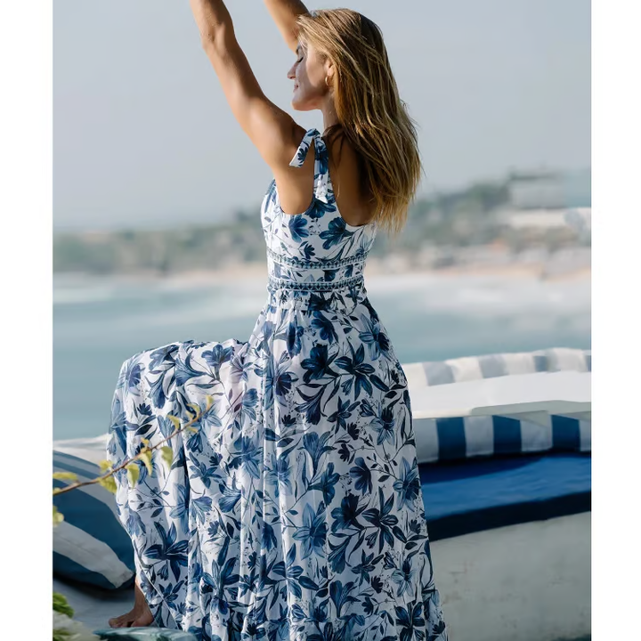 Beach Two-Piece for Women – Elegant Retro Swimsuit with Skirt Set